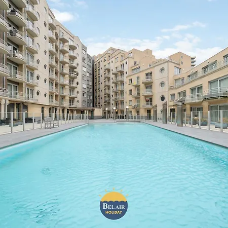 Apartamento Zeezicht Xiii - Cozy 2-bedroom On The Belgian Coast With Spacious Sun Terrace And Pool T86